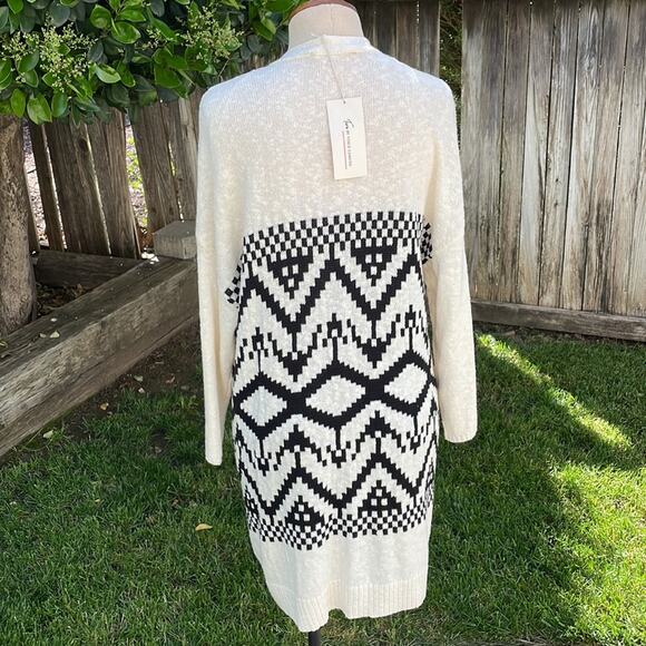 NWT Two by Vince Camuto Aztec Tribal Print Open Front Cardigan Petite Large - Picture 5 of 8